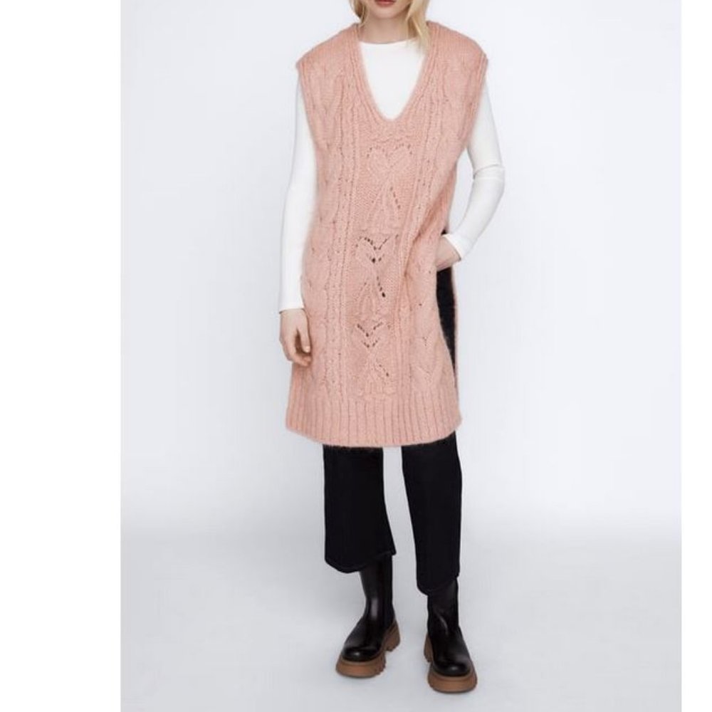 ZARA NWT 💕LONG CABLE KNIT VEST PINK